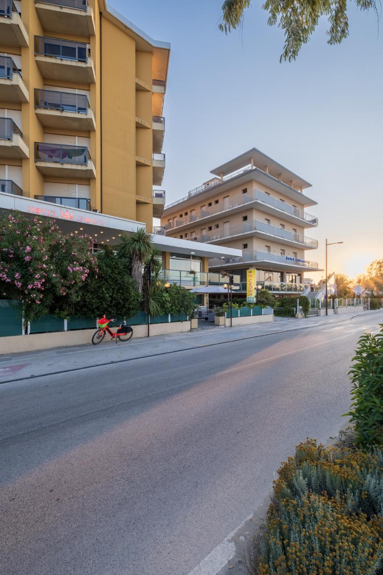 Hotel Crown Rimini Exterior foto